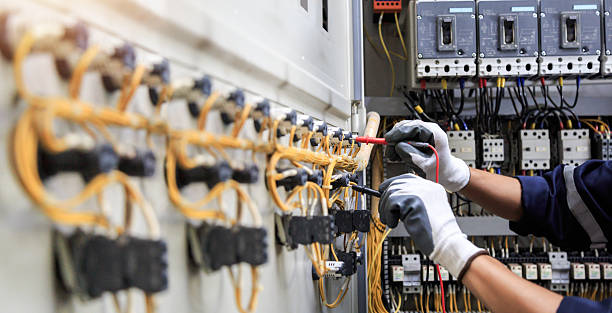 Professional Electrician technician working in South Apopka, FL